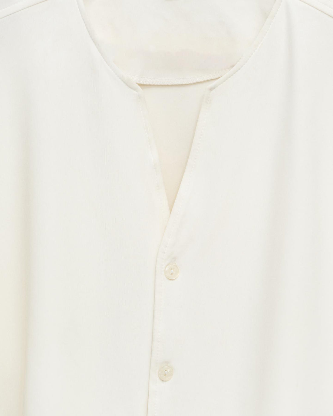 Knit V-Neck White Chinese Collar Shirt